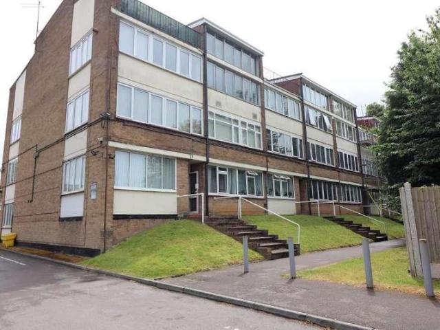 Flat for sale in Lewsey Farm