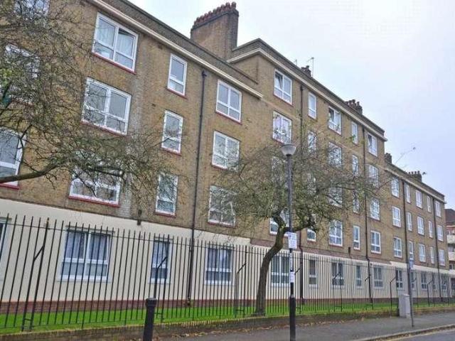 Flat for sale in Greenwich Town Centre, Isle Of Man