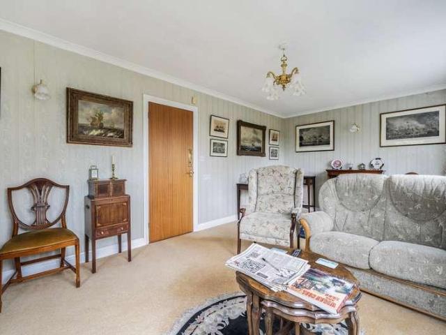 Flat for sale in Farley Hill