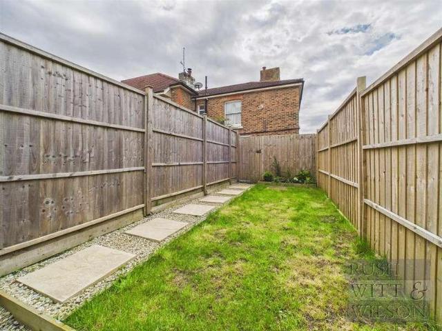 Flat for sale in Central, Heathlands
