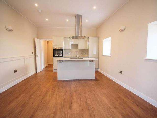 Flat for sale in Weston-super-mare, North Somerset