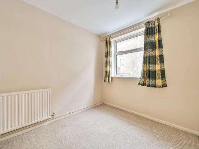Flat for sale in Black Bourton, Oxfordshire