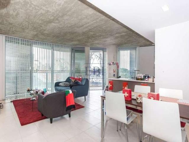 Flat for sale in Canning Town, Greater London