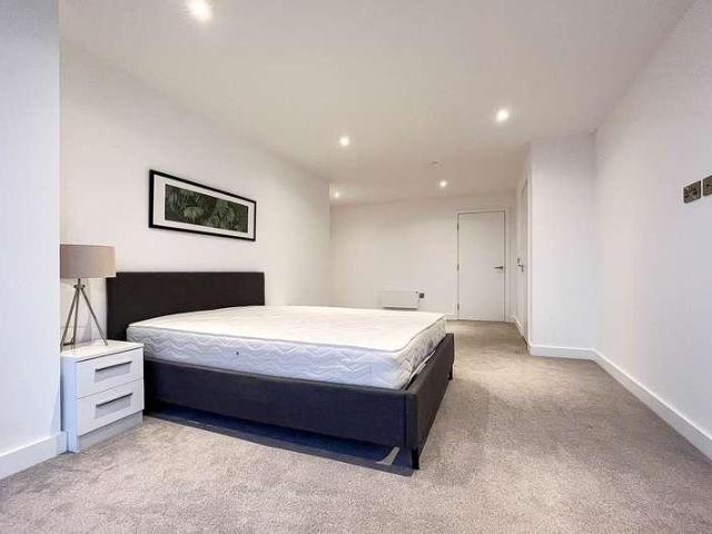 Flat for sale in City Centre, Georgia