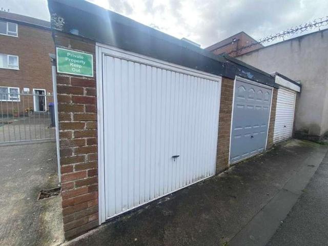 Flat for sale in Squires Gate, Blackpool