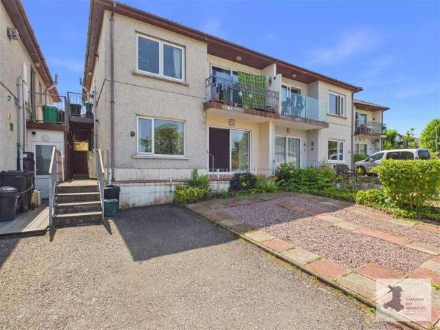 Flat for sale in Cardigan, Wales
