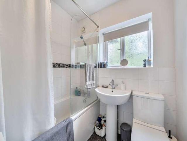 Flat for sale in Greater London
