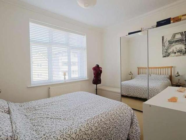 Flat for sale in Bournemouth