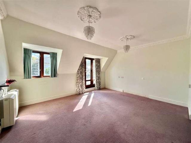 Flat for sale in Walcot, Bath