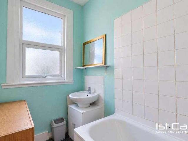 Flat for sale in Southchurch, Southend-on-Sea