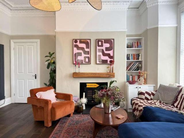 Flat for sale in Georgia, Greater Manchester