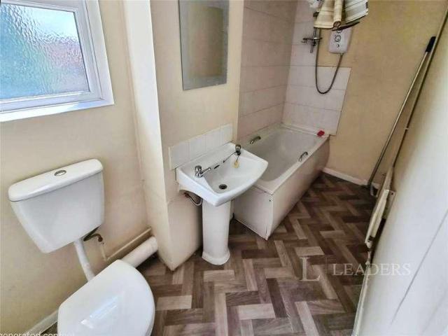 Flat for sale in Alvaston, East Midlands
