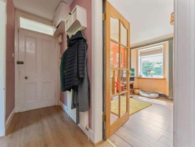 Flat for sale in Millikenpark, Kilbarchan