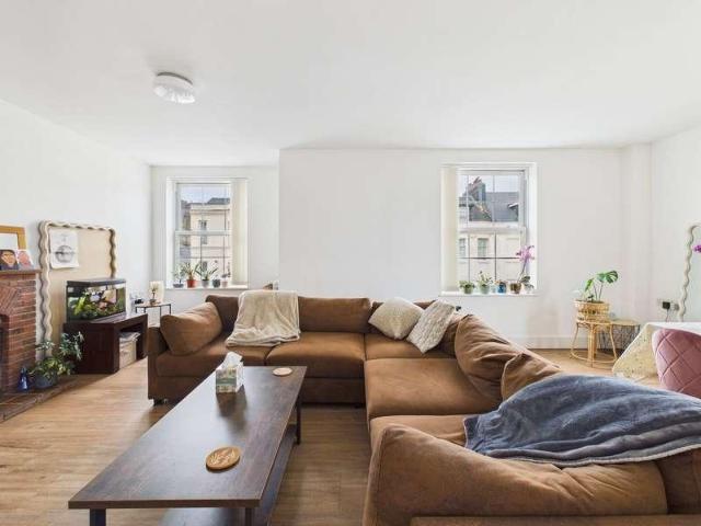 Flat for sale in West Worthing, Worthing