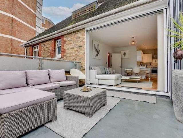 Flat for sale in Aldrington