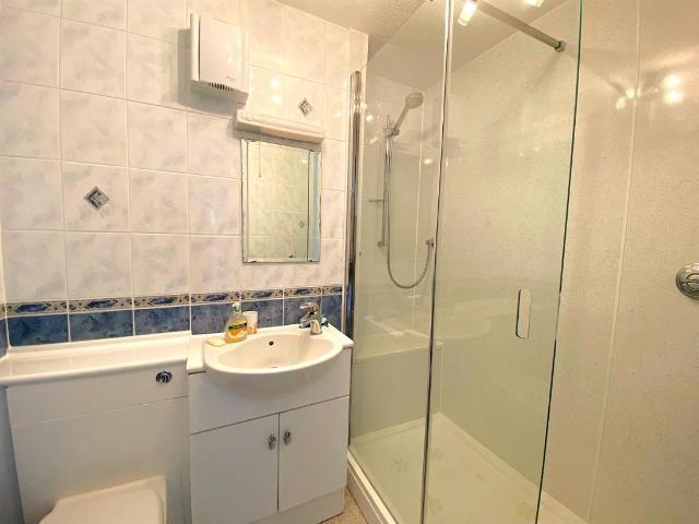 Flat for sale in Central, Heathlands
