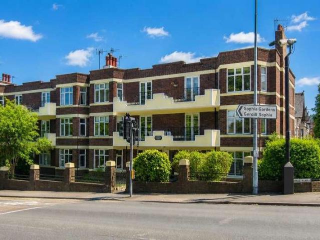 Flat for sale in Falcon Lodge, Wales
