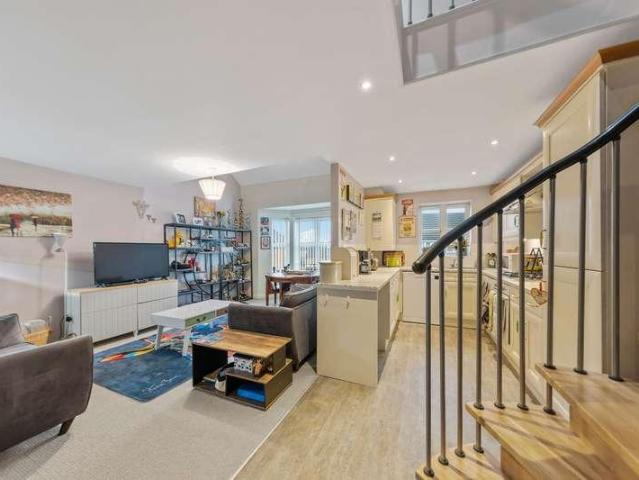 Flat for sale in Chapelford, Warrington
