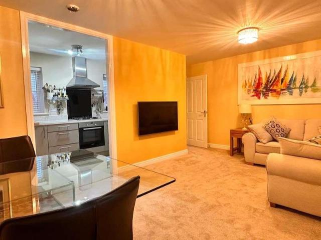 Flat for sale in Barleythorpe, Rutland
