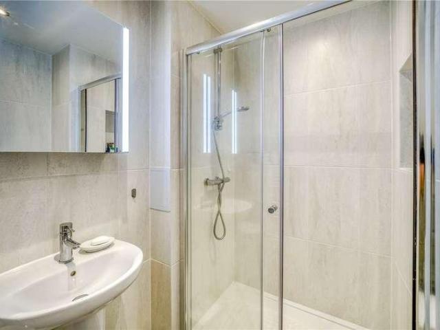 Flat for sale in Penn Hill, Poole