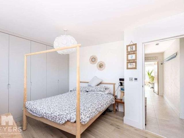 Flat for sale in Wick, Bournemouth