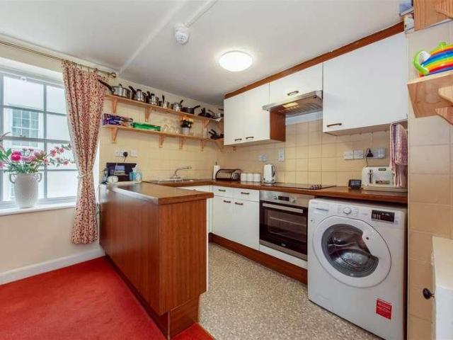 Flat for sale in Chichester, Littlecote