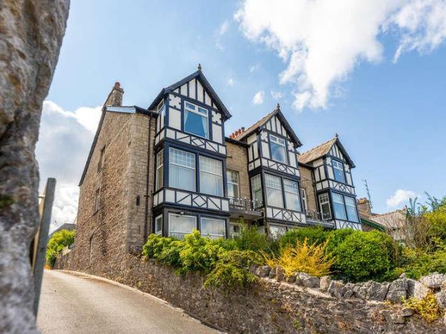 Flat for sale in Arnside