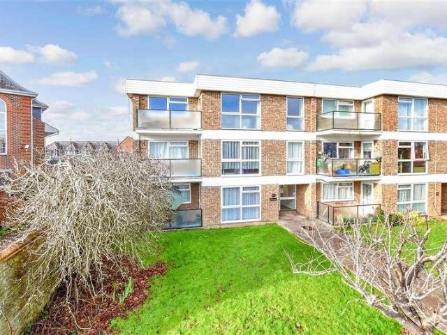 Flat for sale in Clapham, West Sussex