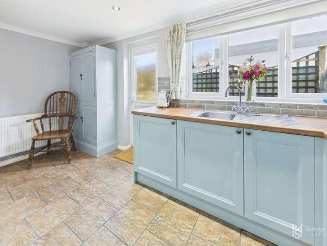Flat for sale in Cross In Hand, East Sussex