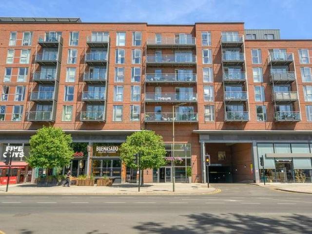 Flat for sale in Blackhills, Surrey
