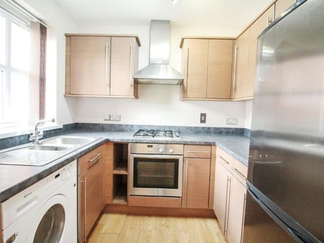 Flat for sale in Carrville