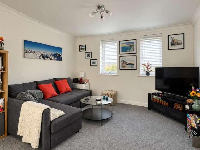 Flat for sale in Queen's Hills, South Norfolk