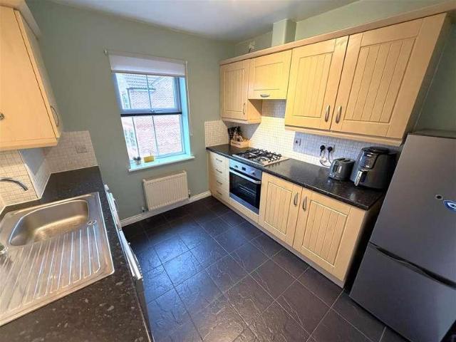 Flat for sale in Newark on Trent, Newark and Sherwood