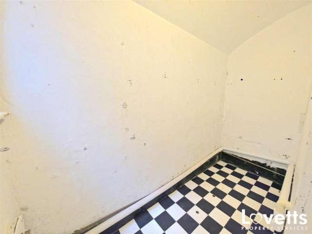 Flat for sale in East Cliff, Acol