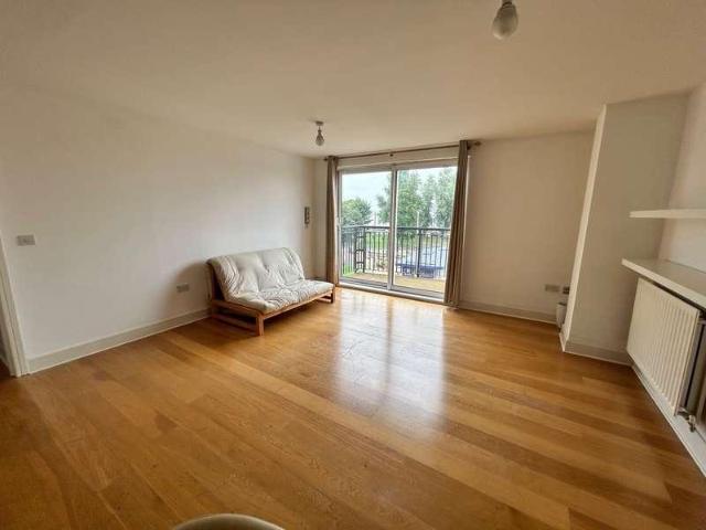 Flat for sale in Milton, Hamerton