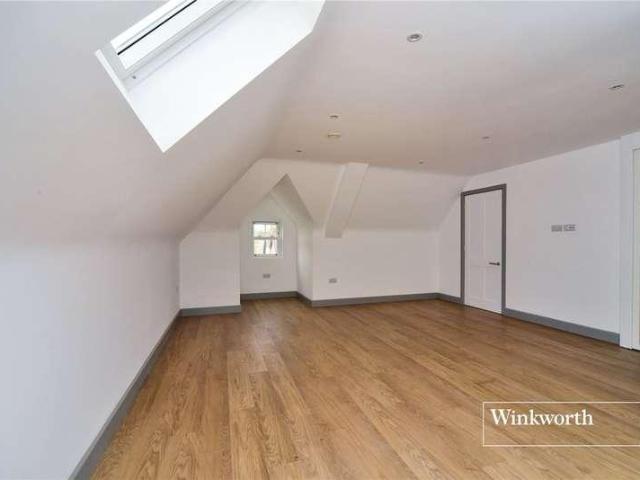 Flat for sale in Greater London