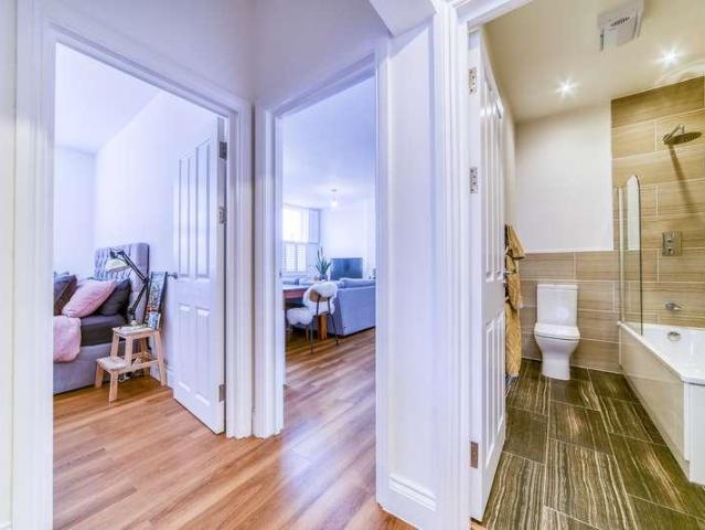 Flat for sale in Thornton Heath, Thornton Heath Flat for sale in Thornton Heath, Thornton Heath