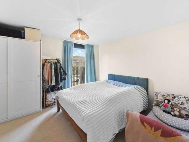 Flat for sale in Hammersmith, Greater London