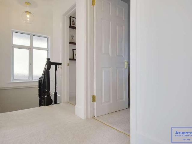 Flat for sale in Charminster, Bournemouth