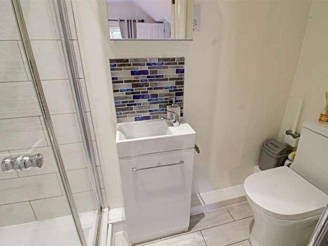 Flat for sale in Ashlyns Estate, Dacorum