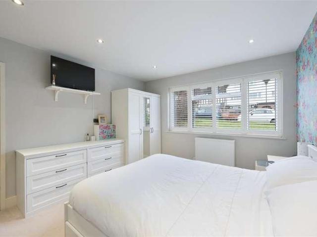 Flat for sale in Nork, Red Hill