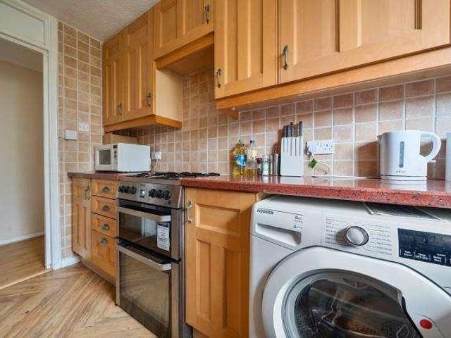 Flat for sale in Pouchen End, Hertfordshire