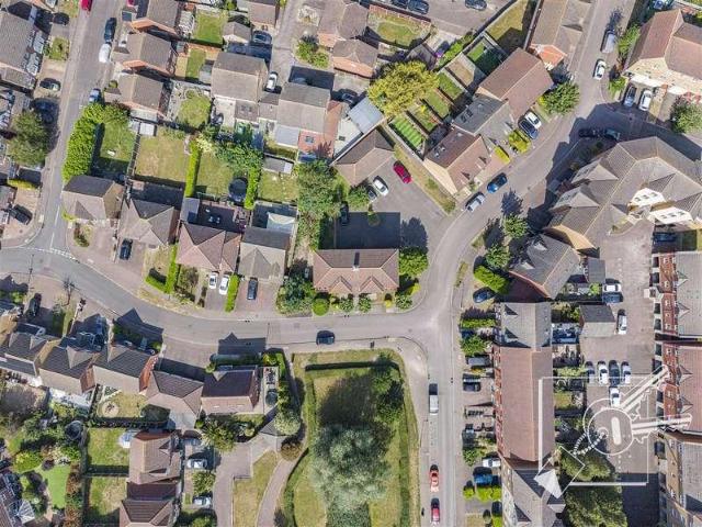 Flat for sale in Westcourt, Hamerton