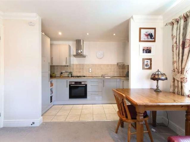 Flat for sale in Bolton Low Houses, Hampshire