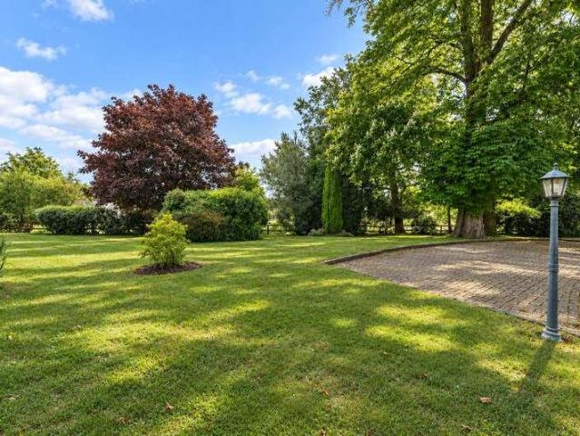 Flat for sale in Shalford, Guildford