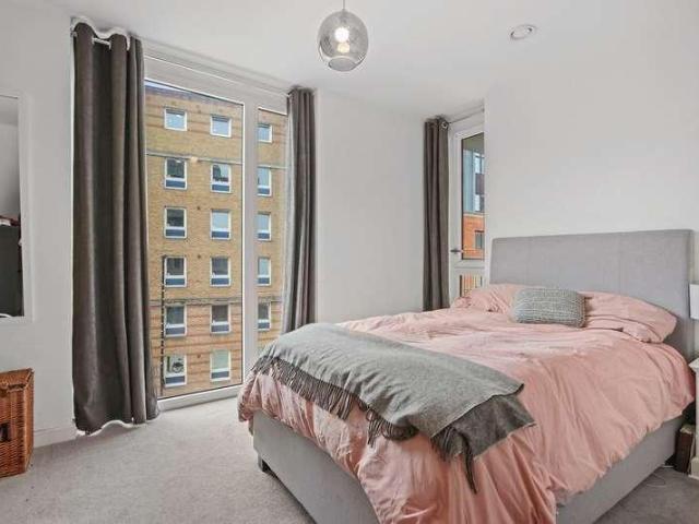 Flat for sale in The Borough, Greater London