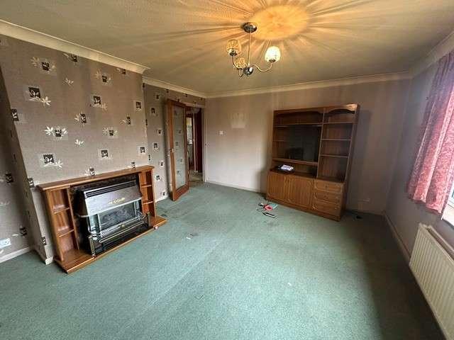 Flat for sale in Thatcham, West Berkshire