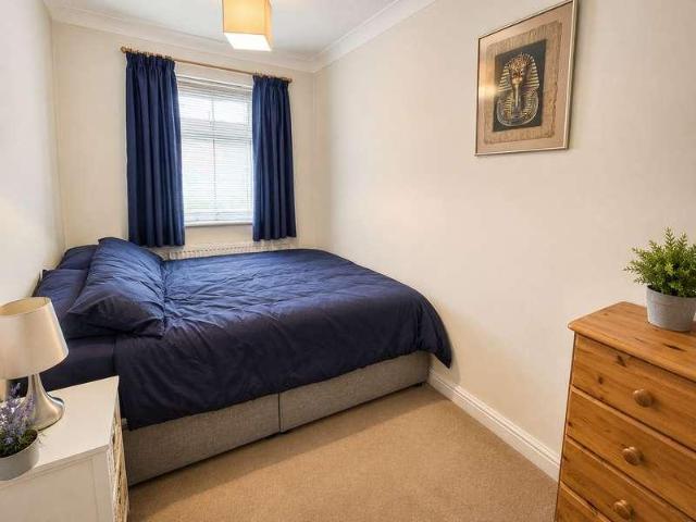 Flat for sale in Hythe, Colchester