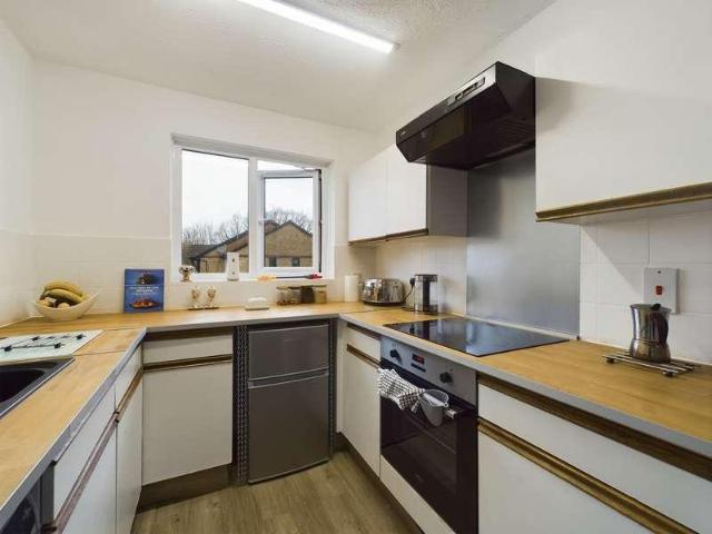 Flat for sale in Bridgefield, Kent
