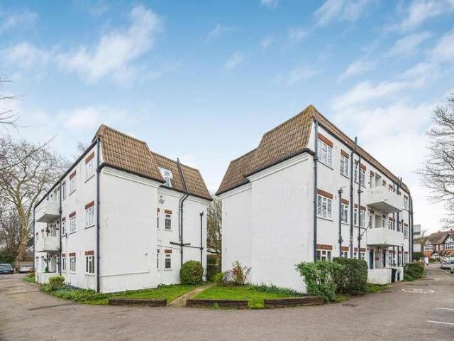 Flat for sale in Greater London